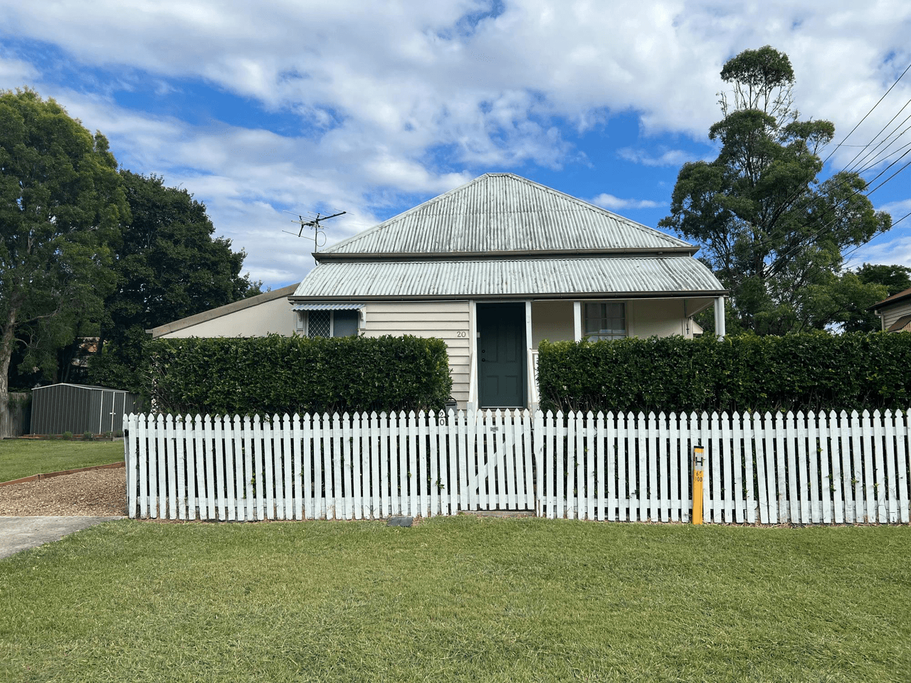 20 Pelican Street, NORTH IPSWICH, QLD 4305