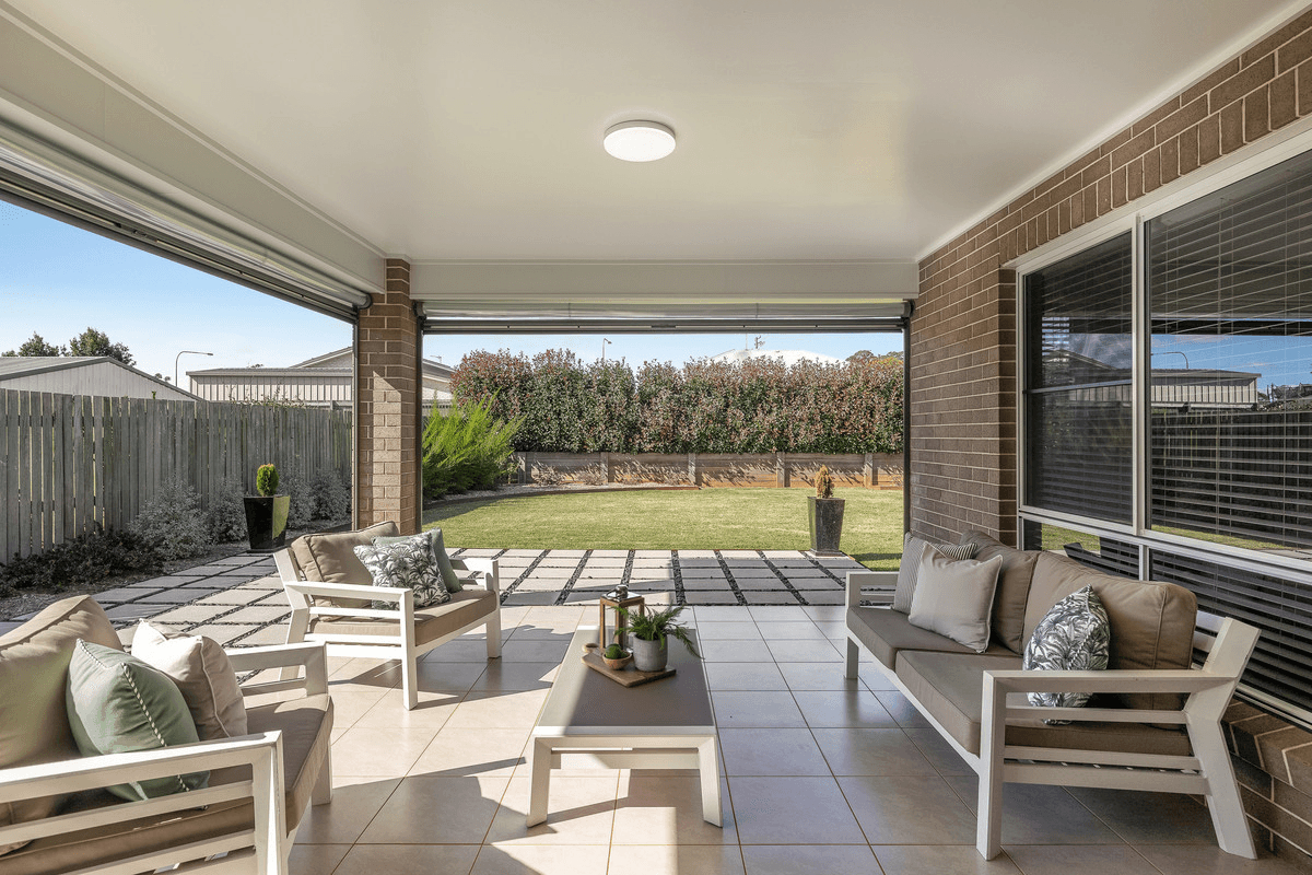 12 Bennett Street, Kleinton, QLD 4352