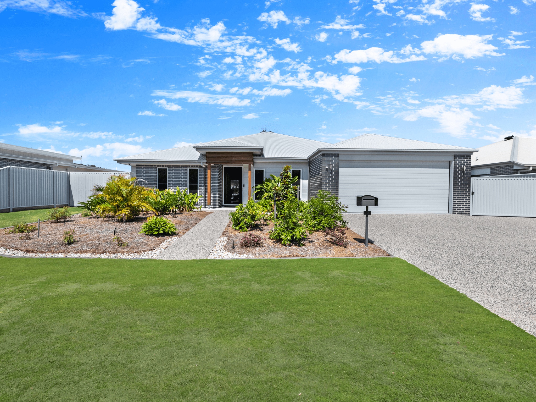 9 Spearmint Circuit, NIKENBAH, QLD 4655