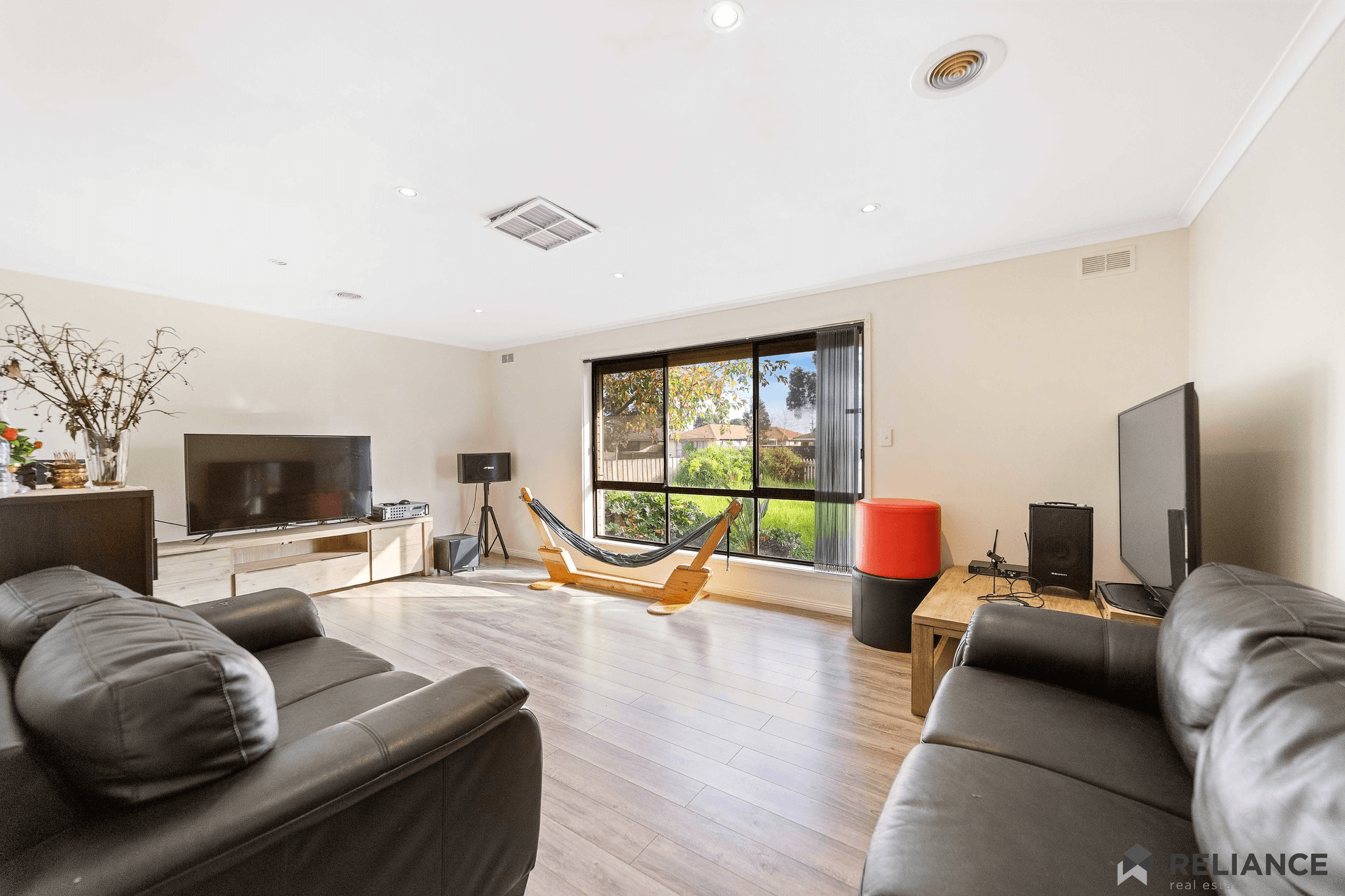 100 Exford Road, Melton South, VIC 3338