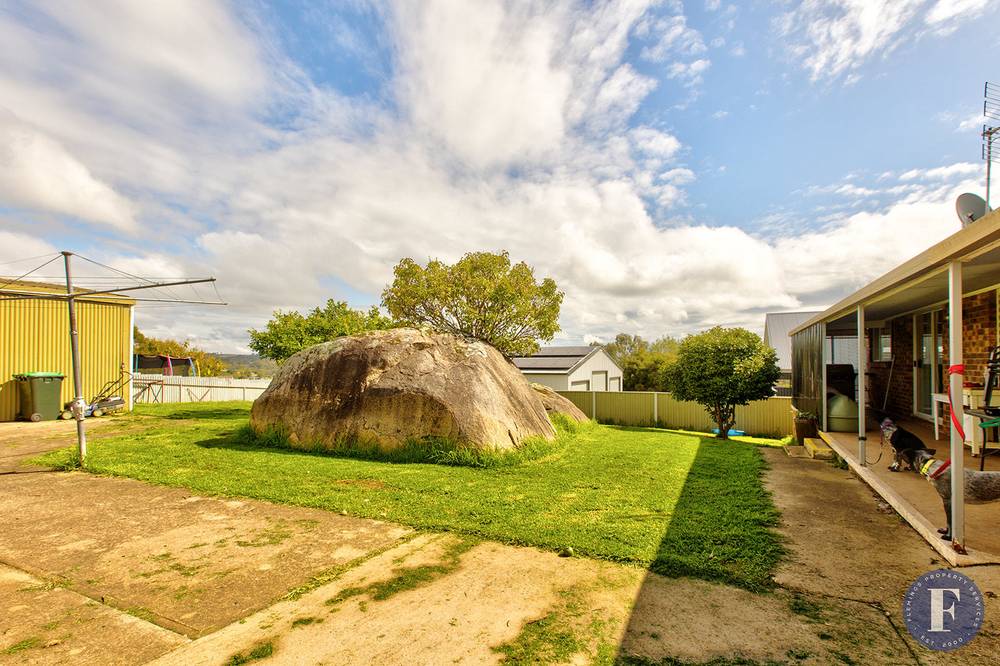 198 William Street, Young, NSW 2594