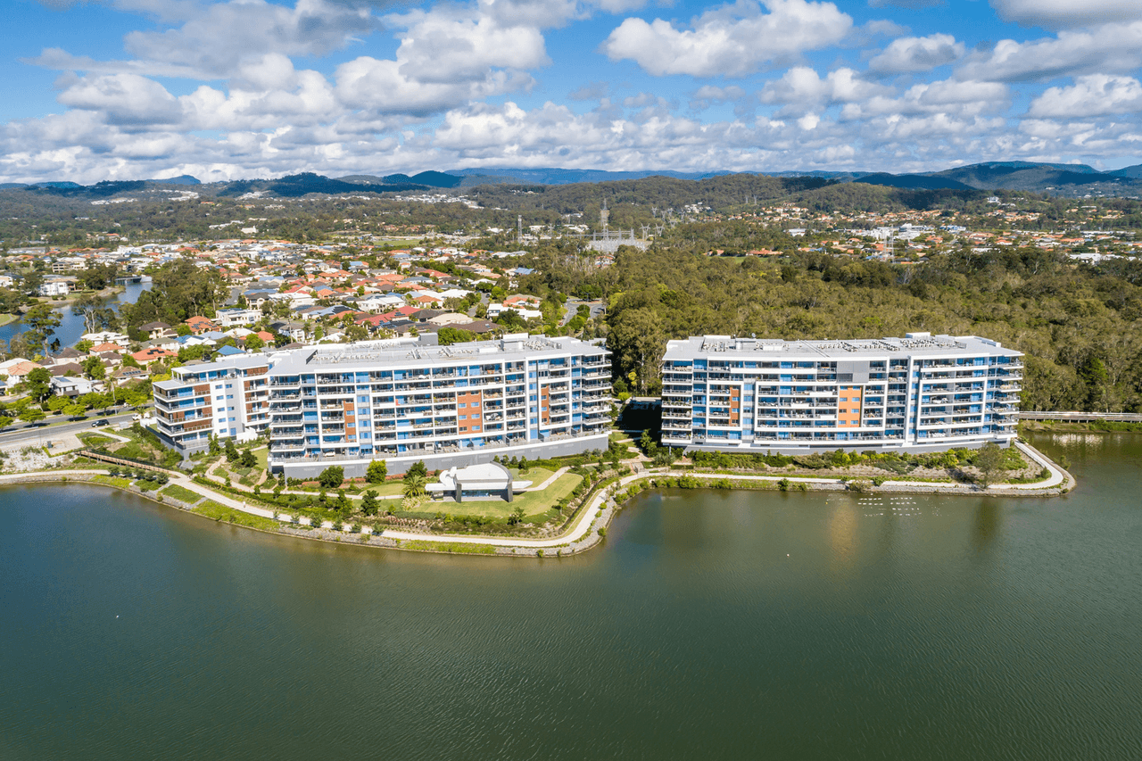 2318/397 Christine Avenue, VARSITY LAKES, QLD 4227