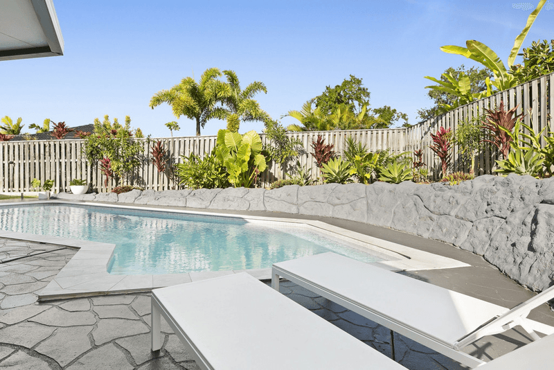 21 Shepton Crescent, MUDGEERABA, QLD 4213