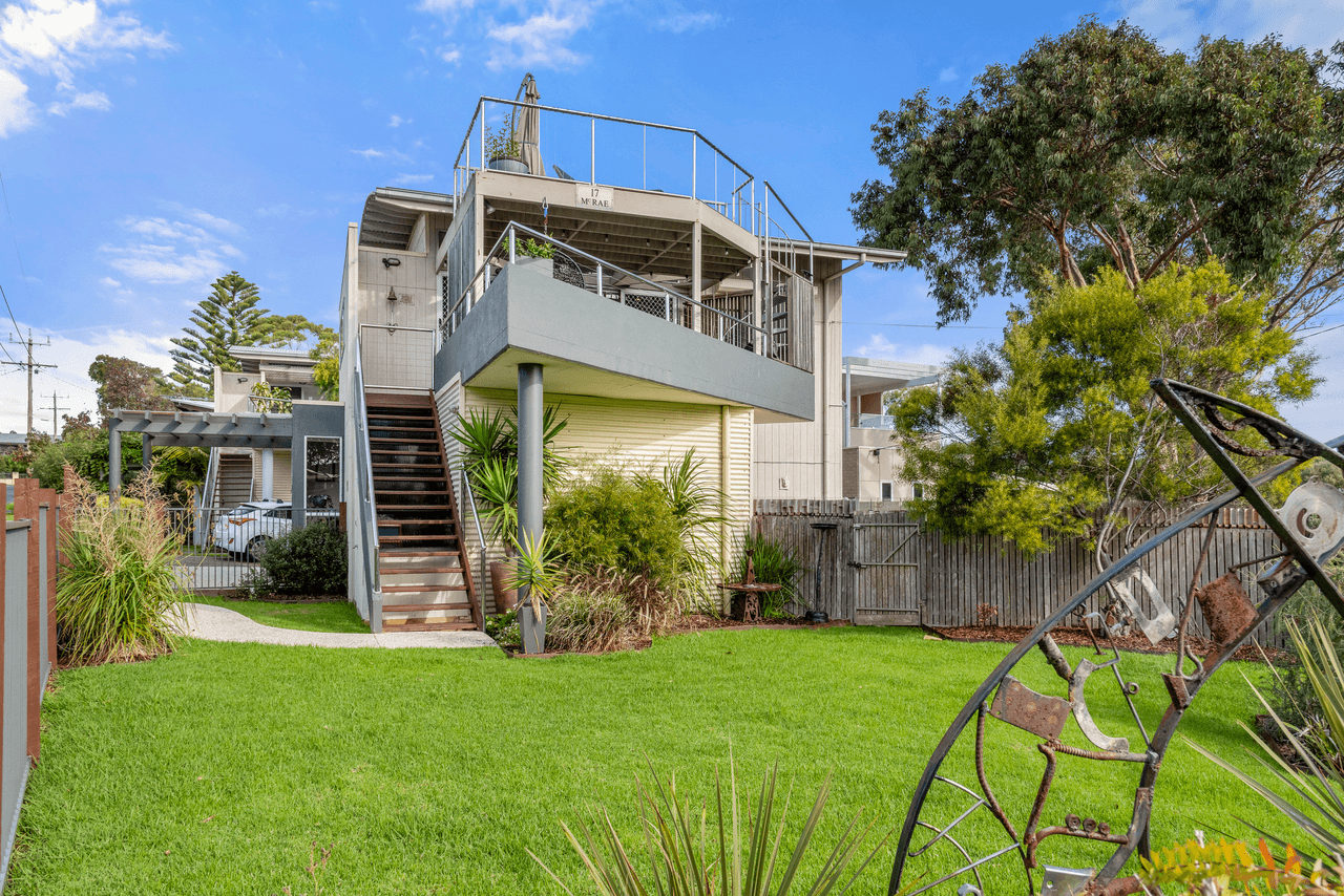 17 McRae Avenue, COWES, VIC 3922