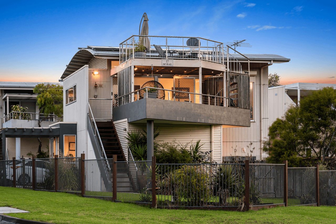 17 McRae Avenue, COWES, VIC 3922