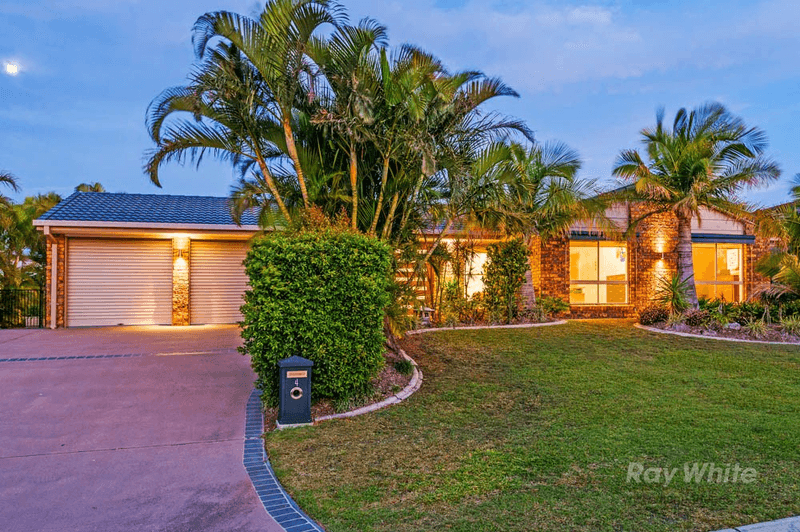 4 Chloe Close, EIGHT MILE PLAINS, QLD 4113