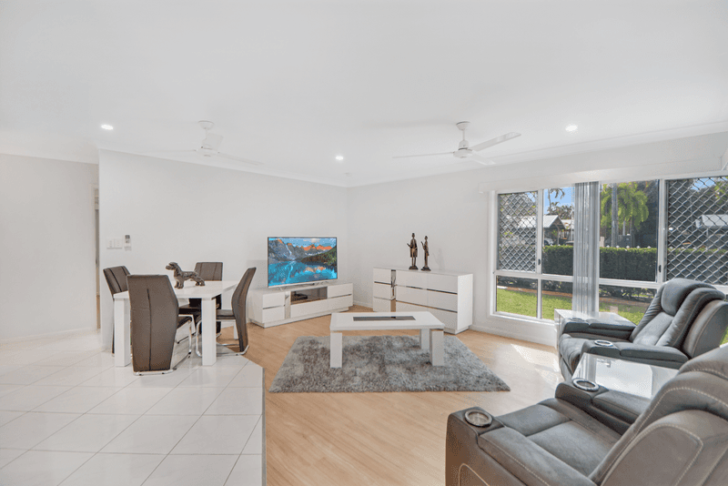 Unit 1/58-62 Ninth Ave, Railway Estate, QLD 4810