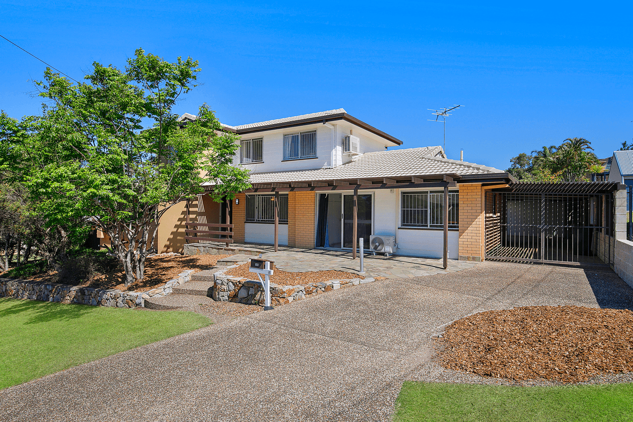 15 Bridgeport Street, MACGREGOR, QLD 4109