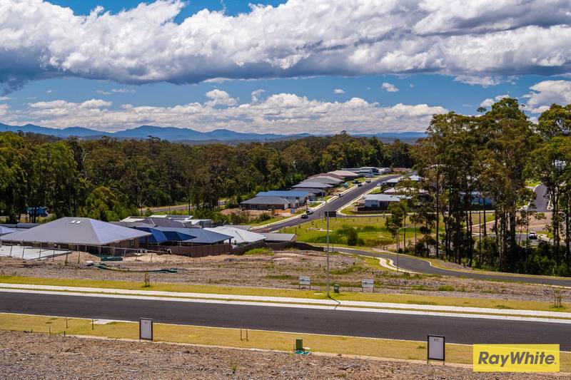 51 Freycinet Drive, SUNSHINE BAY, NSW 2536