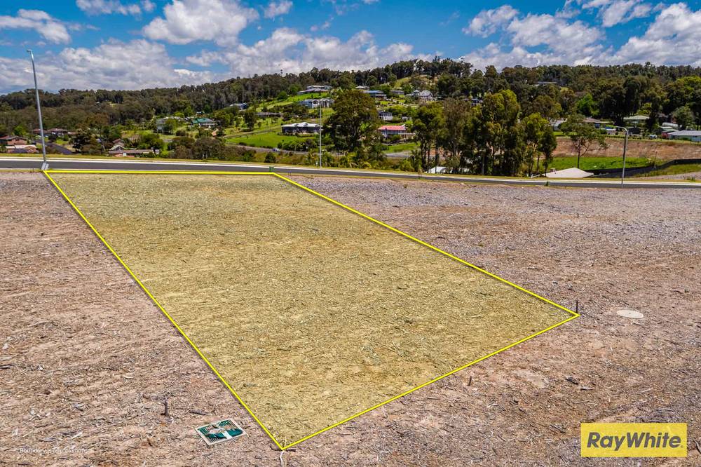 51 Freycinet Drive, SUNSHINE BAY, NSW 2536