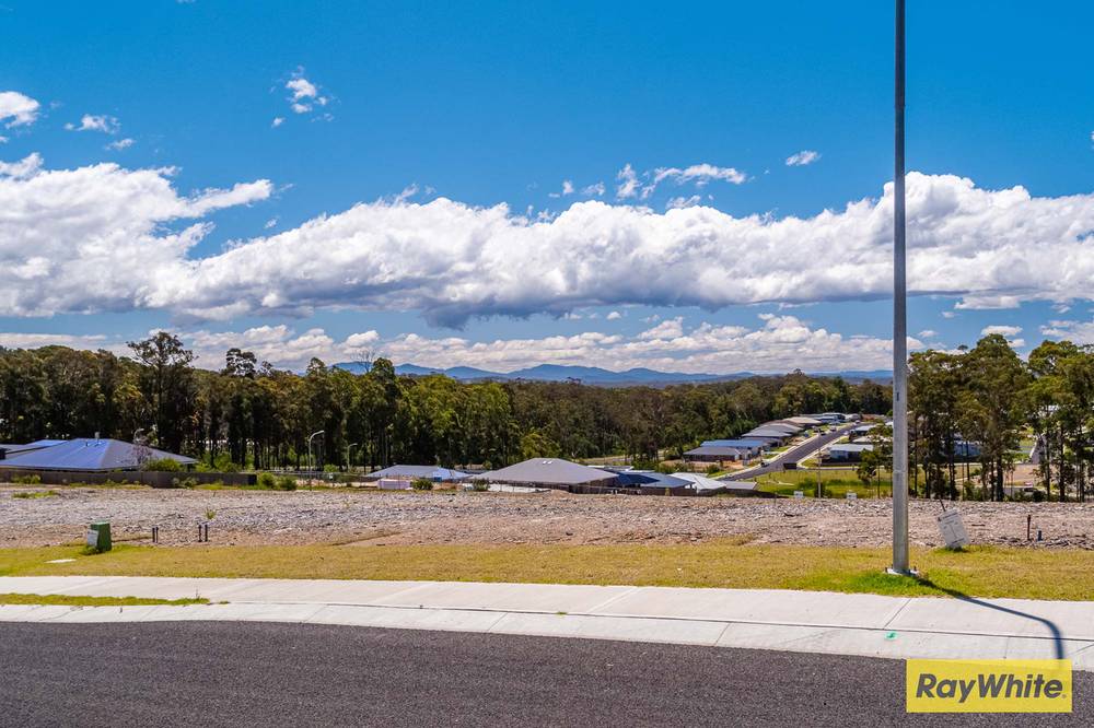 51 Freycinet Drive, SUNSHINE BAY, NSW 2536