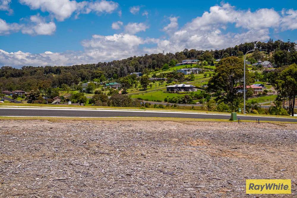 51 Freycinet Drive, SUNSHINE BAY, NSW 2536