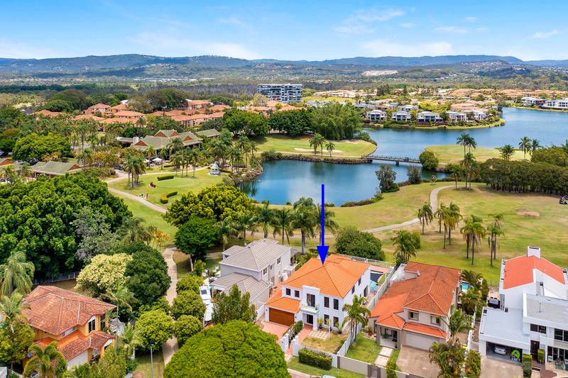 39 Meadowview Drive, Carrara, QLD 4211