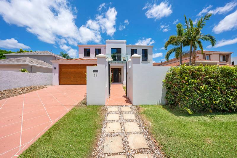 39 Meadowview Drive, Carrara, QLD 4211