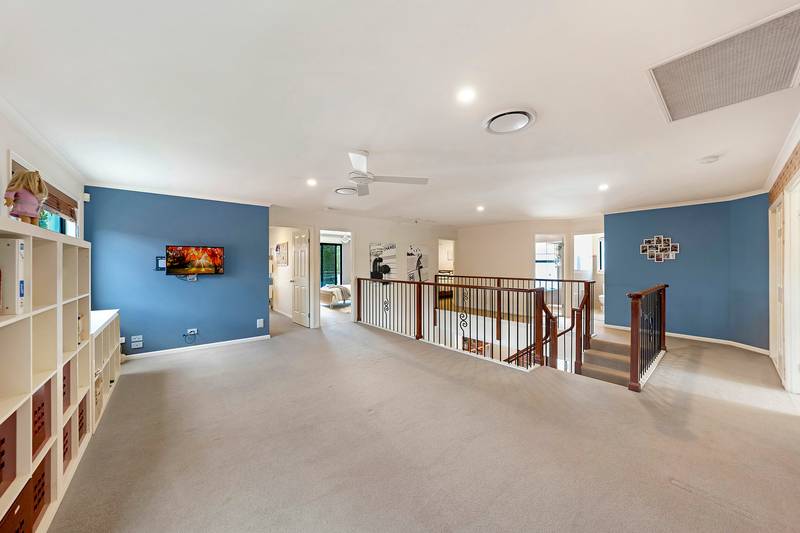 39 Meadowview Drive, Carrara, QLD 4211