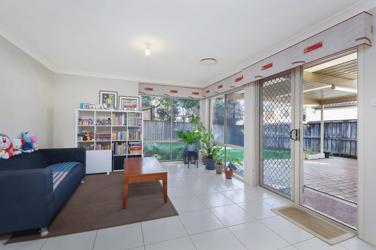 5 Cameo Circuit, Glenwood, NSW 2768