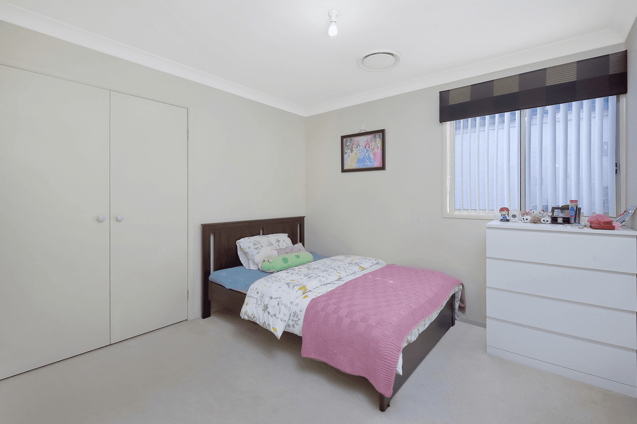 5 Cameo Circuit, Glenwood, NSW 2768