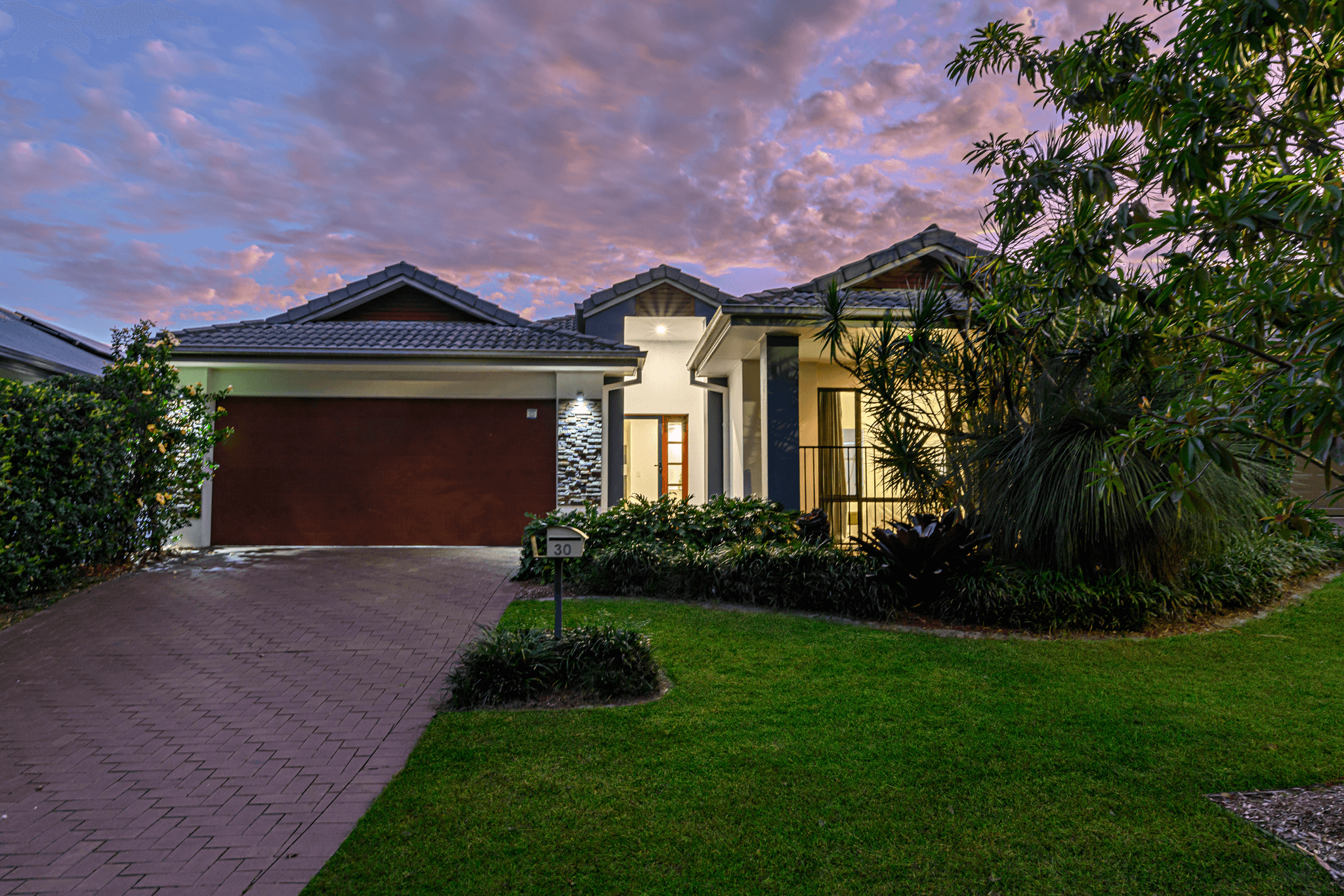 30 Peron Crescent, North Lakes, QLD 4509