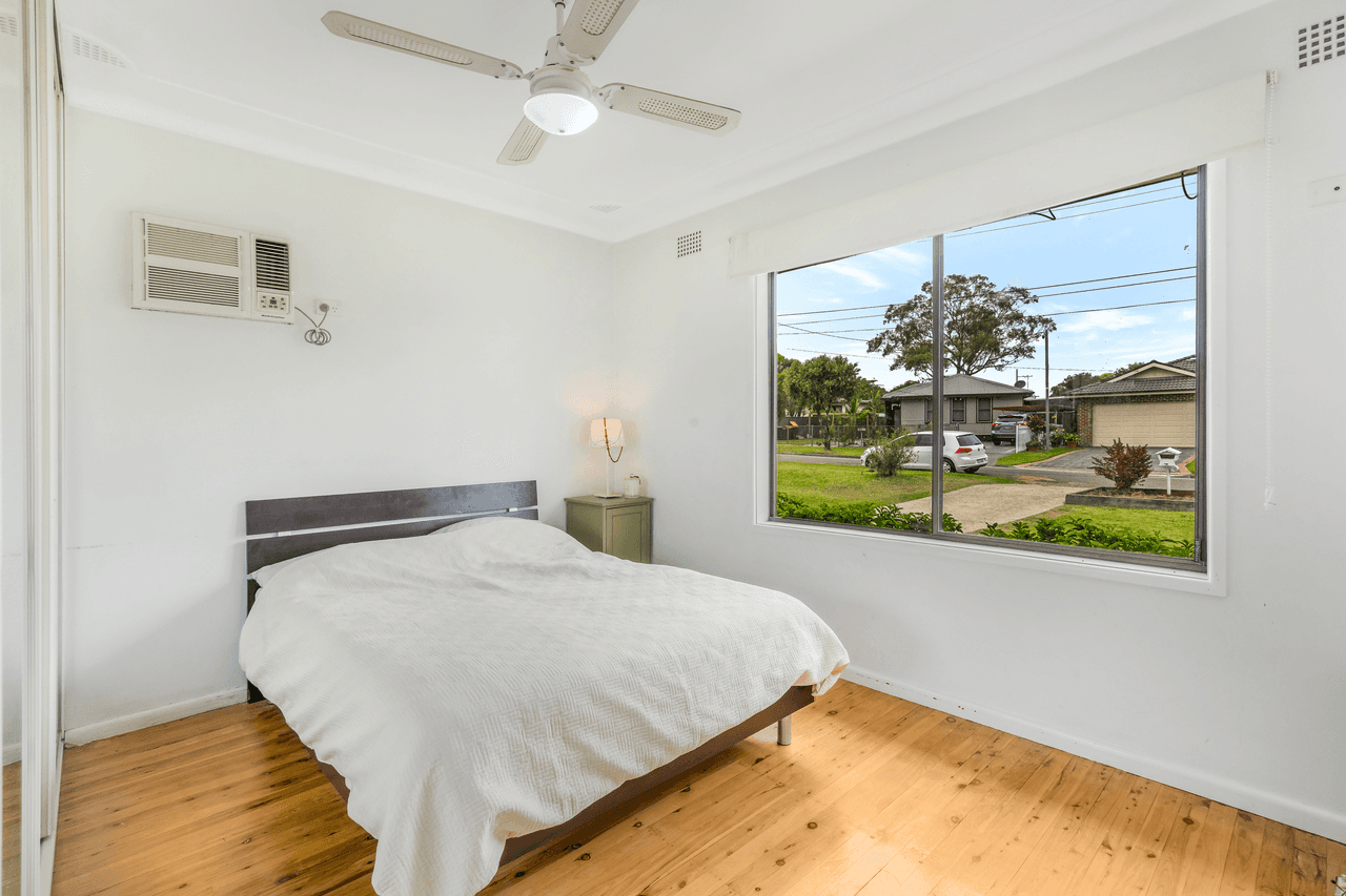 33 Guthega Crescent, HECKENBERG, NSW 2168