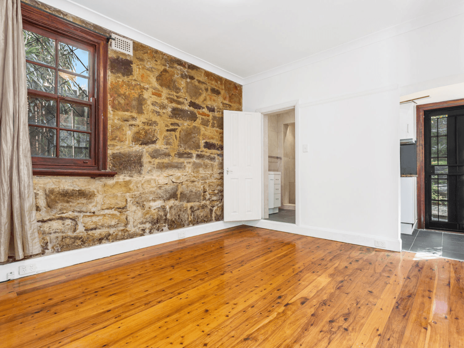 Unit 2/76 Kurraba Road, NEUTRAL BAY, NSW 2089