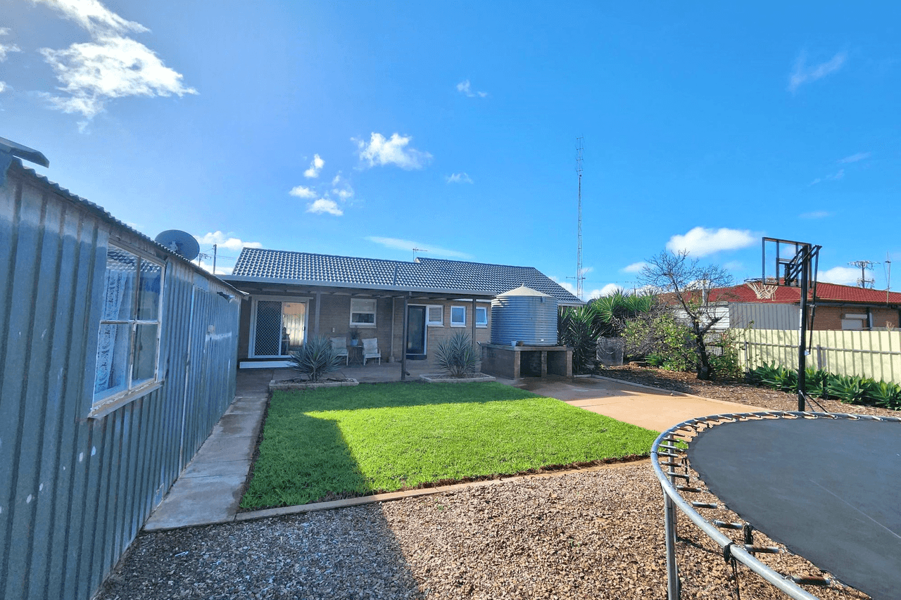 83  Flinders Avenue, Whyalla Stuart, SA 5608