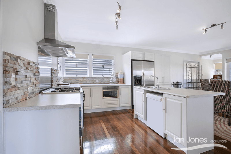 101 Maine Rd, Clontarf, QLD 4019