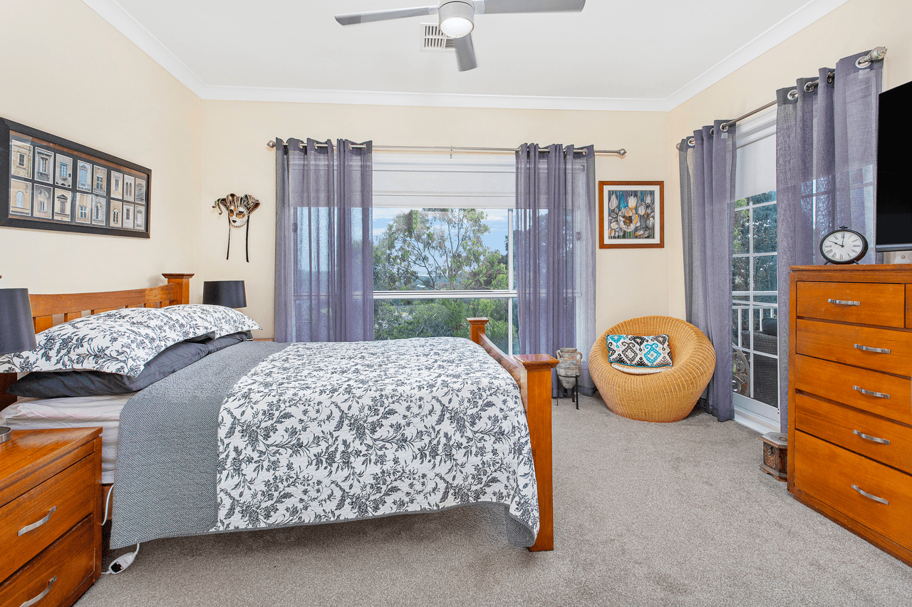 28 Michael Crescent, KIAMA DOWNS, NSW 2533