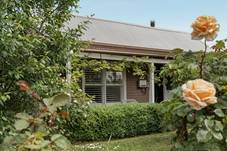 2 West Street, Clunes, VIC 3370