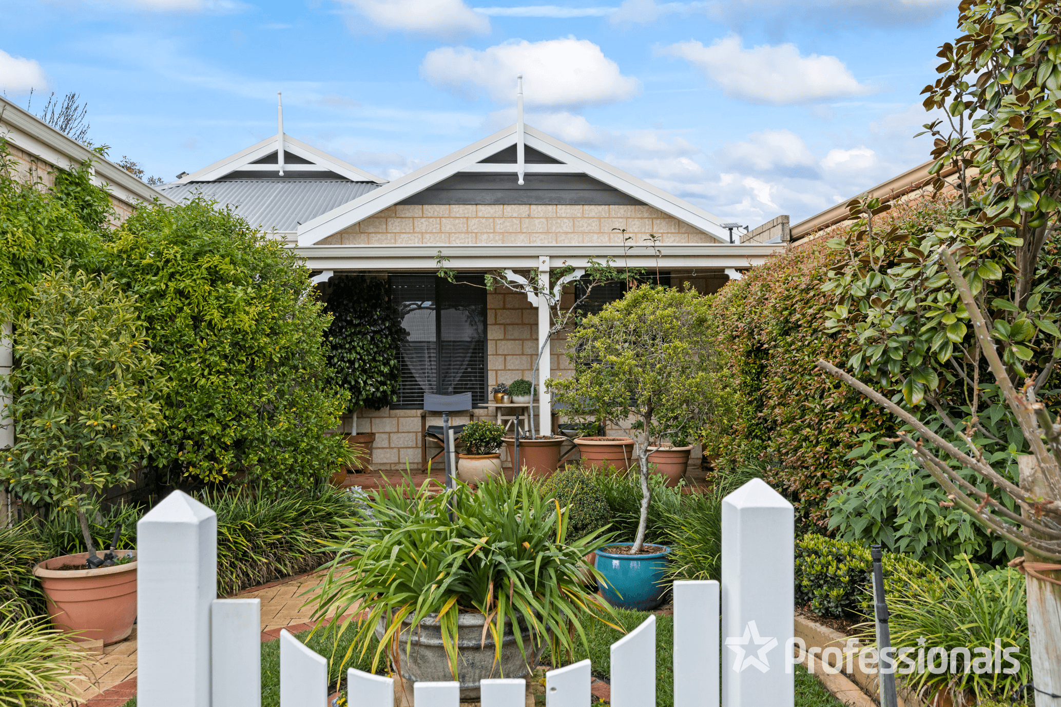 5 Balladonia Drive, ELLENBROOK, WA 6069