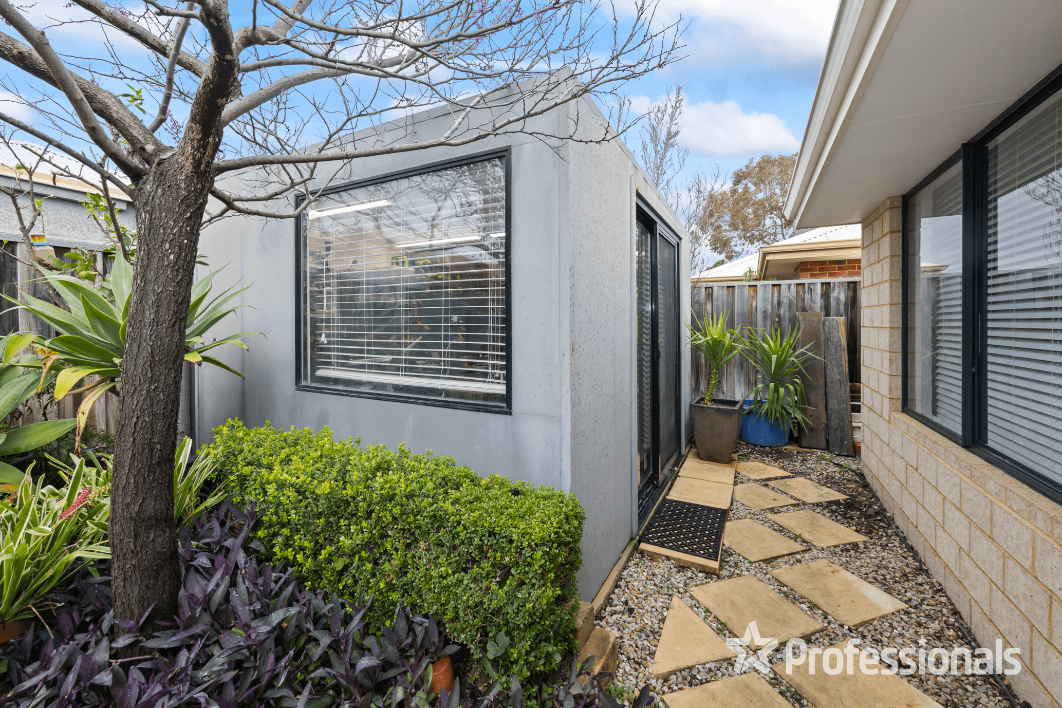 5 Balladonia Drive, ELLENBROOK, WA 6069