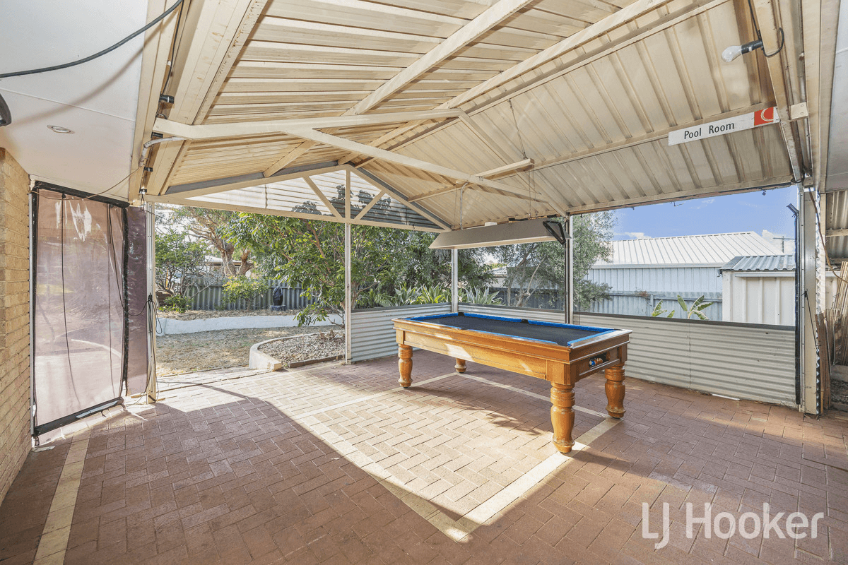 4 Preston Court, TWO ROCKS, WA 6037