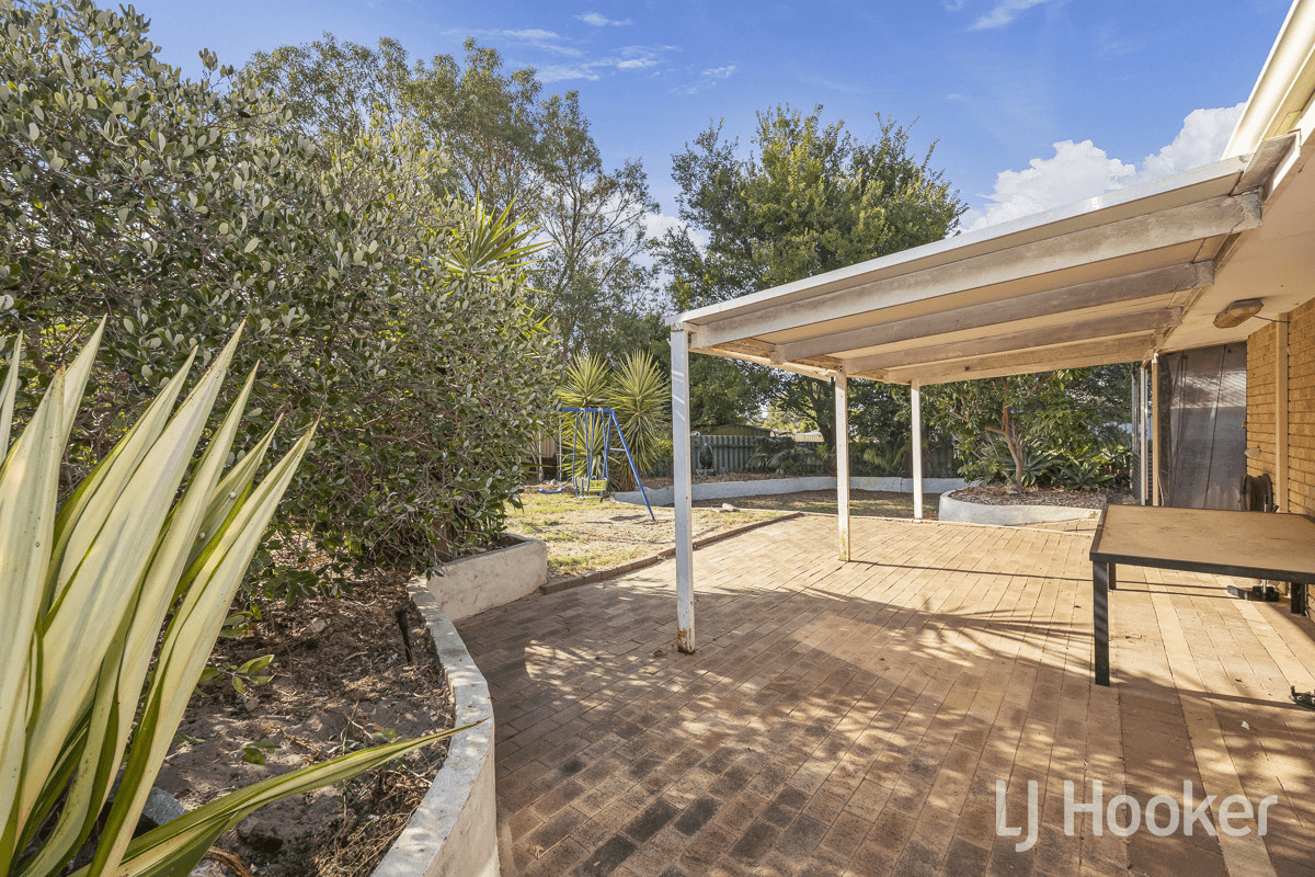 4 Preston Court, TWO ROCKS, WA 6037