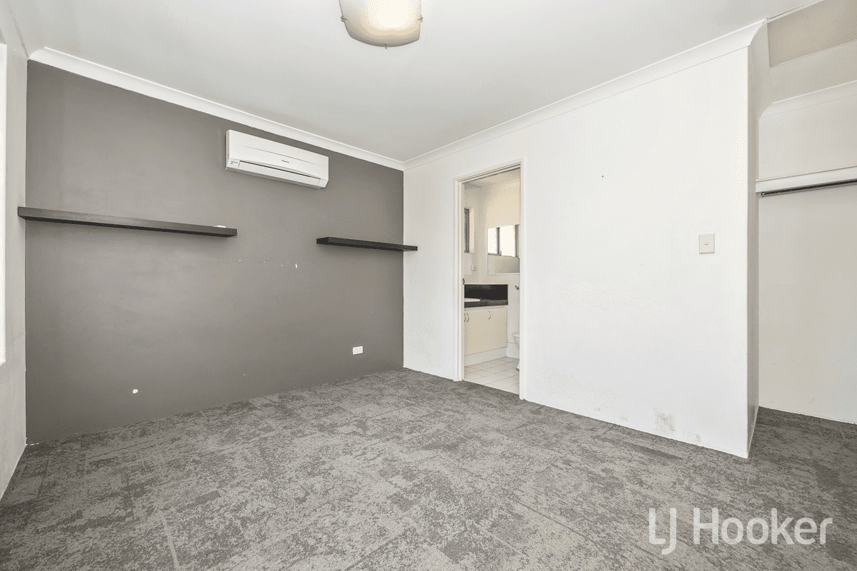 4 Preston Court, TWO ROCKS, WA 6037