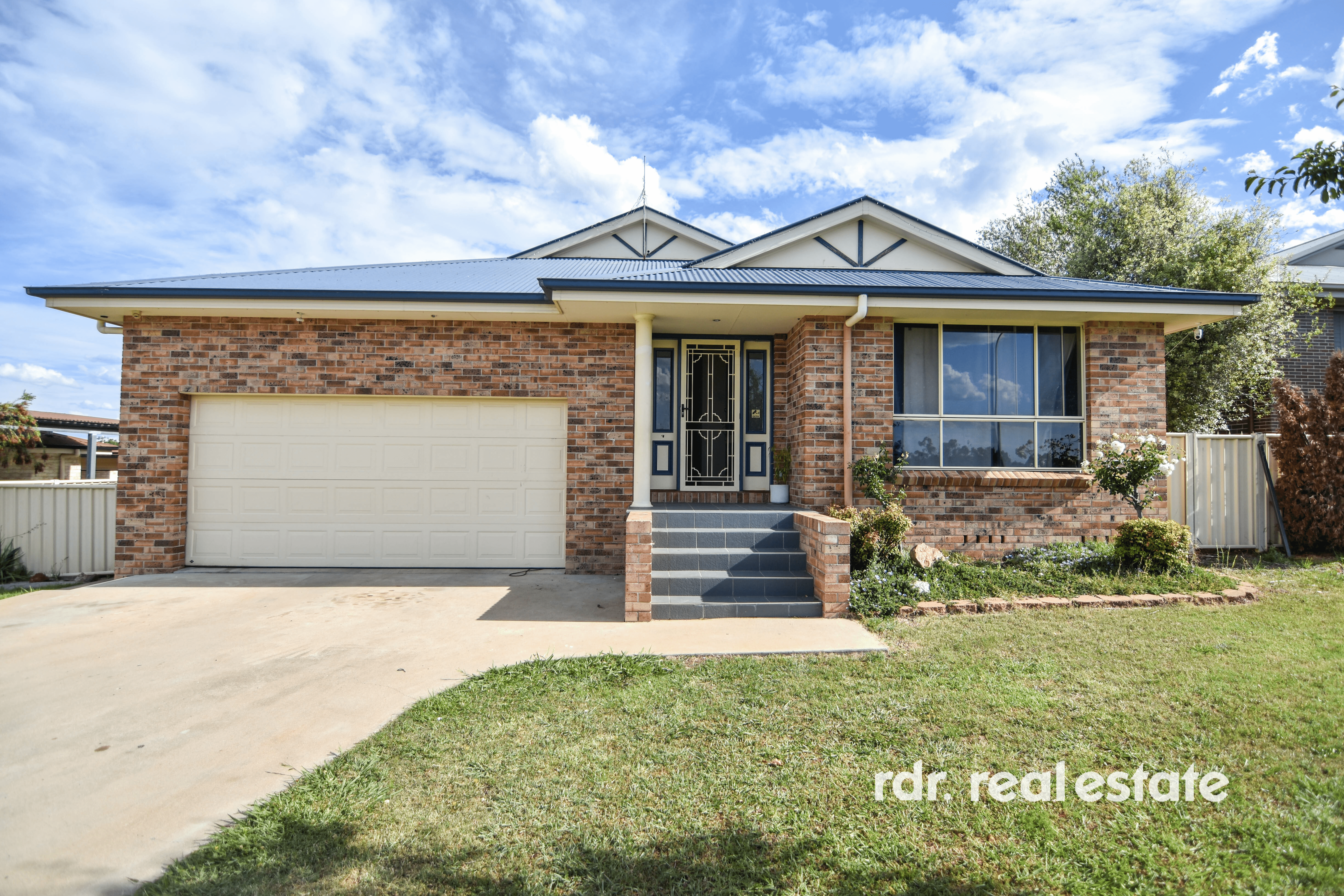 8 Sunnyside Place, Inverell, NSW 2360