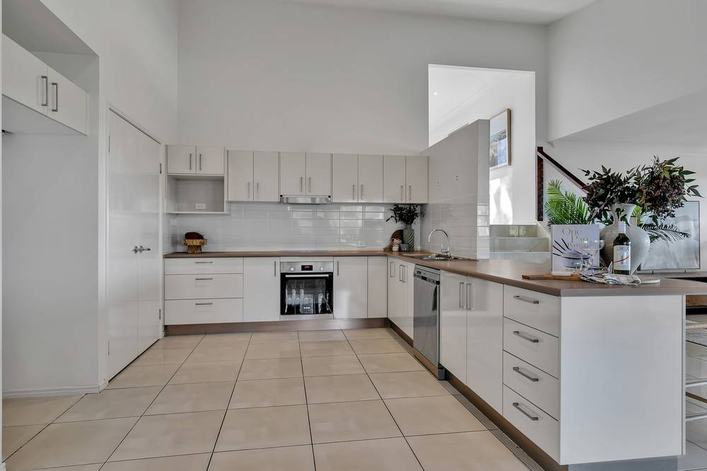 12 Bluegum Rise, ANSTEAD, QLD 4070
