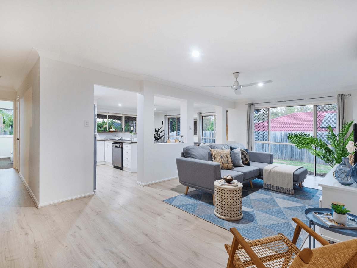 10 Dahlia Crescent, Ormeau, QLD 4208