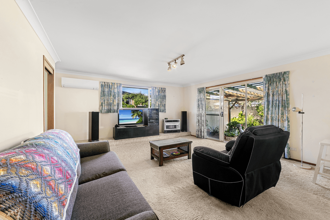 24 Avonlea Avenue, GOROKAN, NSW 2263