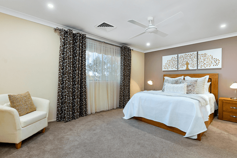 31 Crestview Avenue, KELLYVILLE, NSW 2155