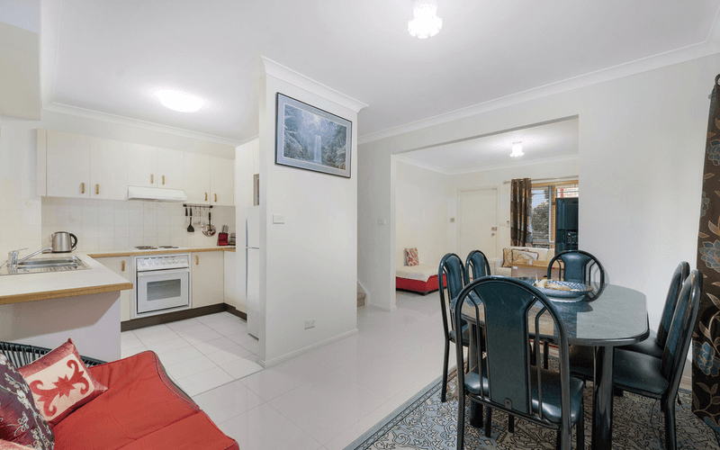 8/46 Chaimberlain Street, CAMPBELLTOWN, NSW 2560