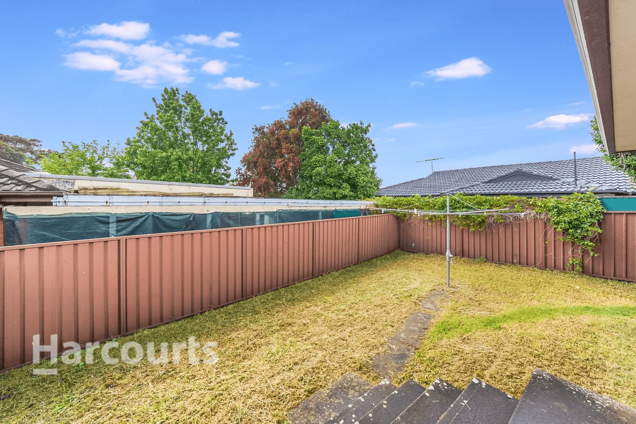 128 Waminda Avenue, Campbelltown, NSW 2560