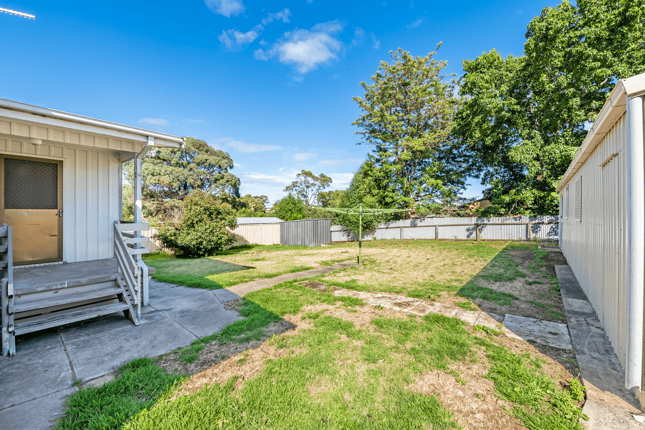 4 Maroonga Crescent, MOUNT GAMBIER, SA 5290