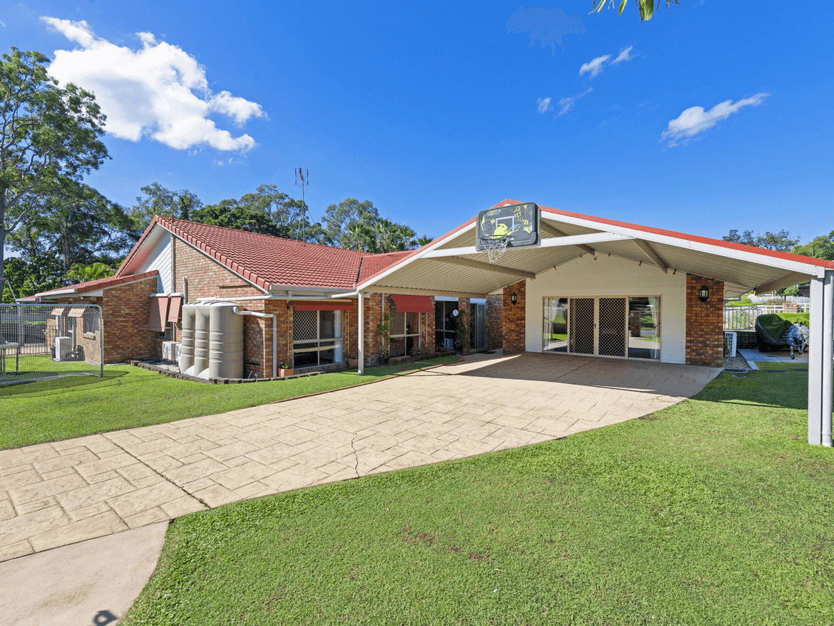 40 Latrobe Avenue, HELENSVALE, QLD 4212