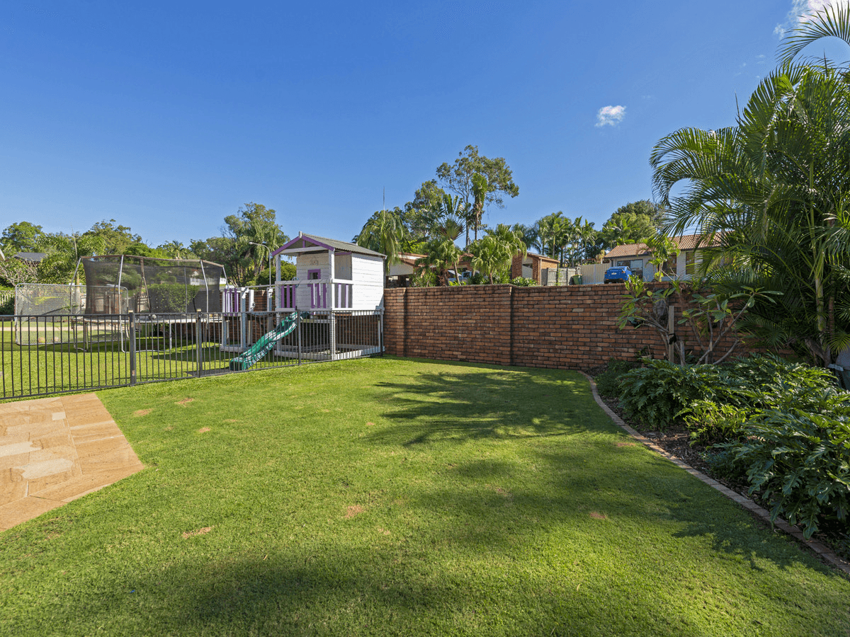 40 Latrobe Avenue, HELENSVALE, QLD 4212