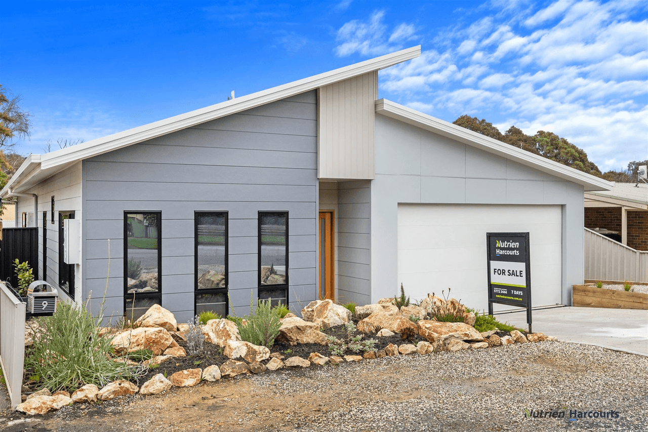 9 High Street, Eildon, VIC 3713