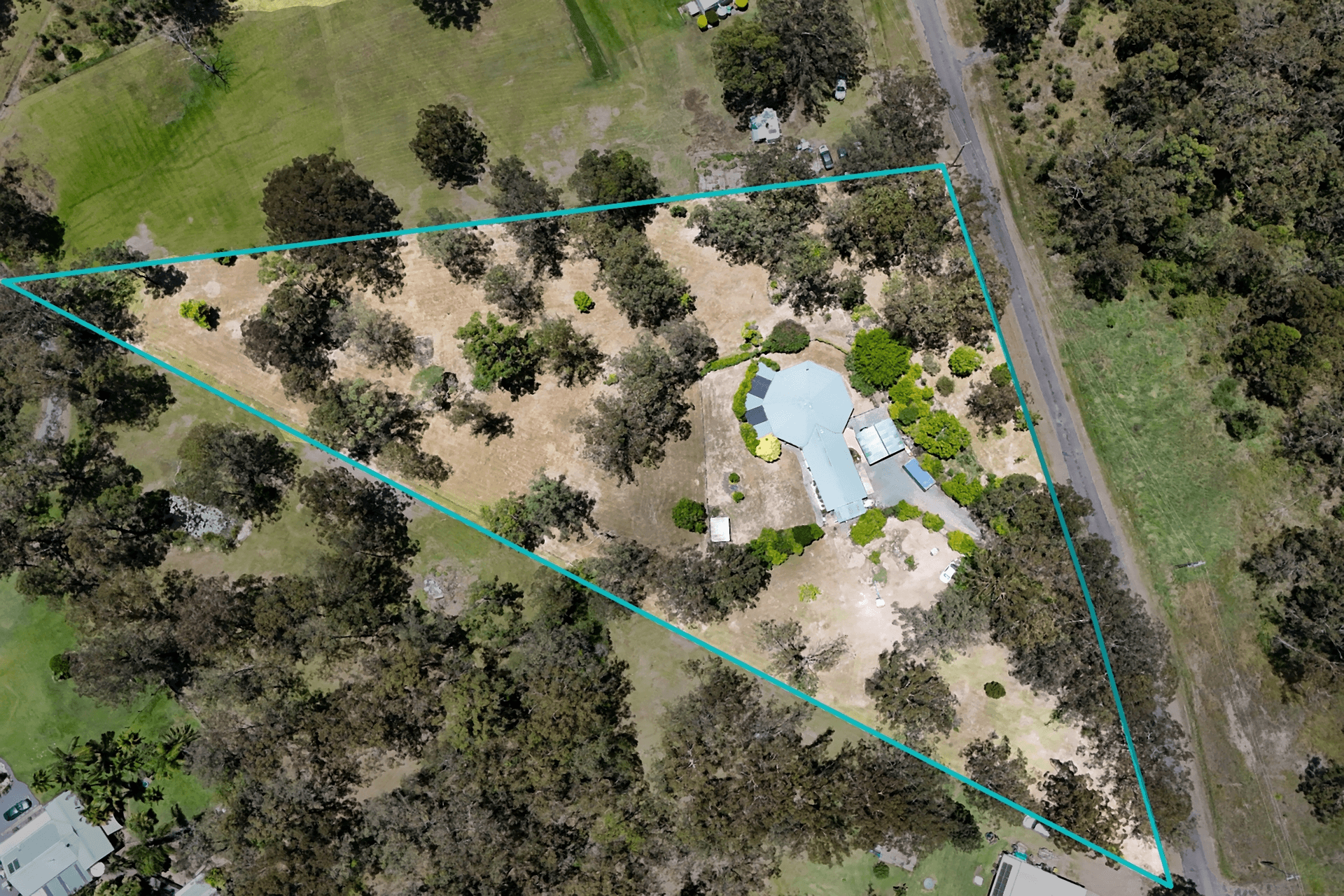 40 Old Pipers Creek Road, Dondingalong, NSW 2440