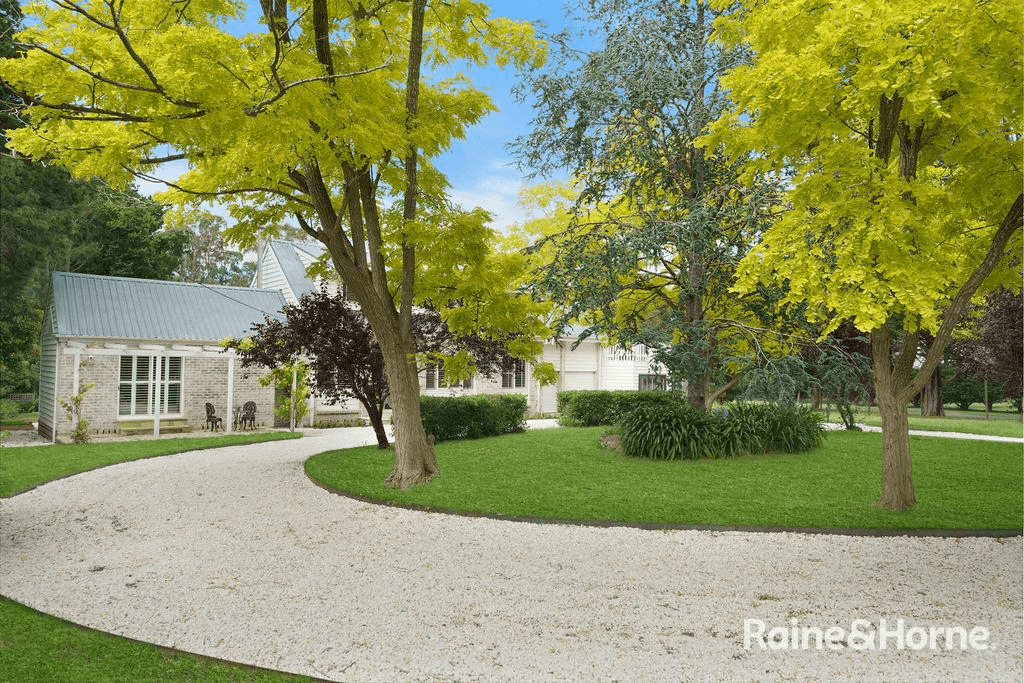 43 Sunninghill Avenue, BURRADOO, NSW 2576