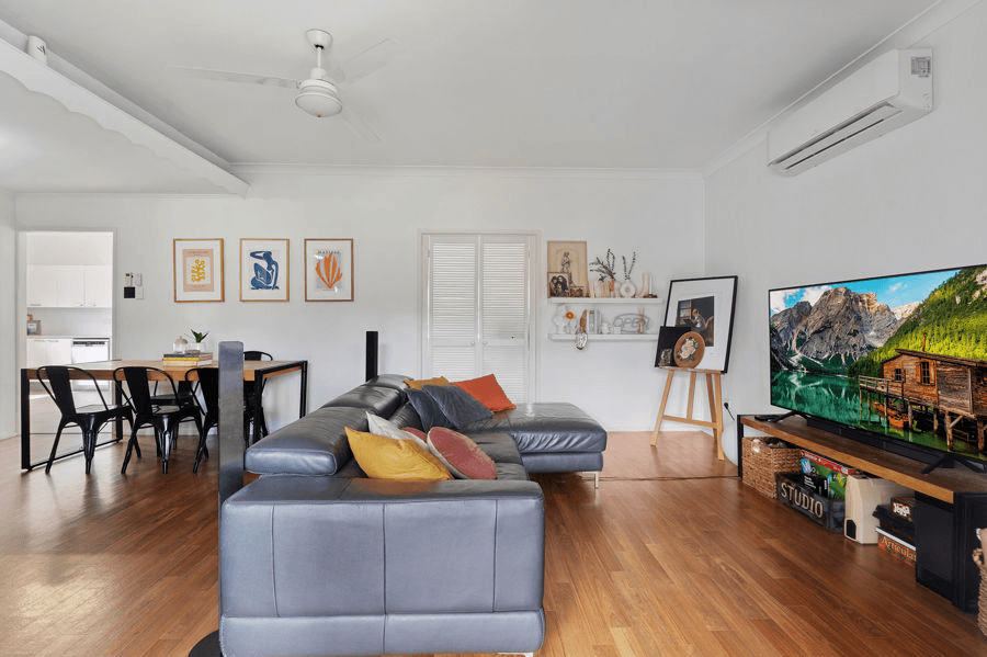 24  Queensthorpe St, TARRAGINDI, QLD 4121