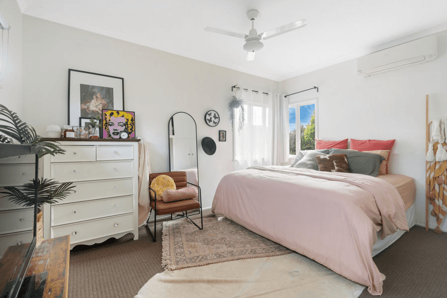 24  Queensthorpe St, TARRAGINDI, QLD 4121