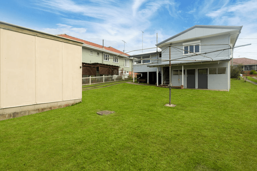 24  Queensthorpe St, TARRAGINDI, QLD 4121