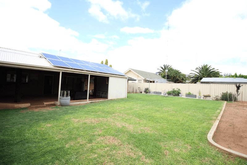 5 Miller Street, WAIKERIE, SA 5330